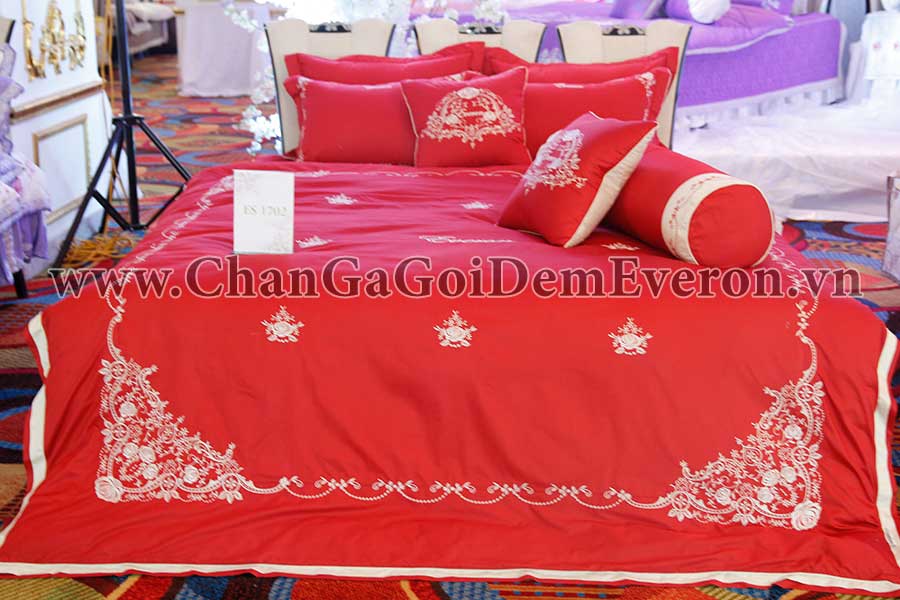 Một mẫu chăn ga gối 2017 điển hình - ES 1702